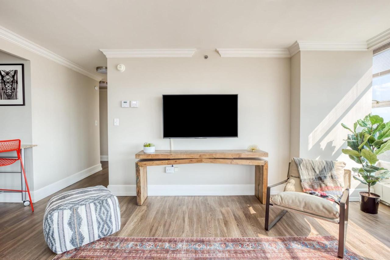 Cozysuites 800 Tower 1br With Gym! 10 * Louisville